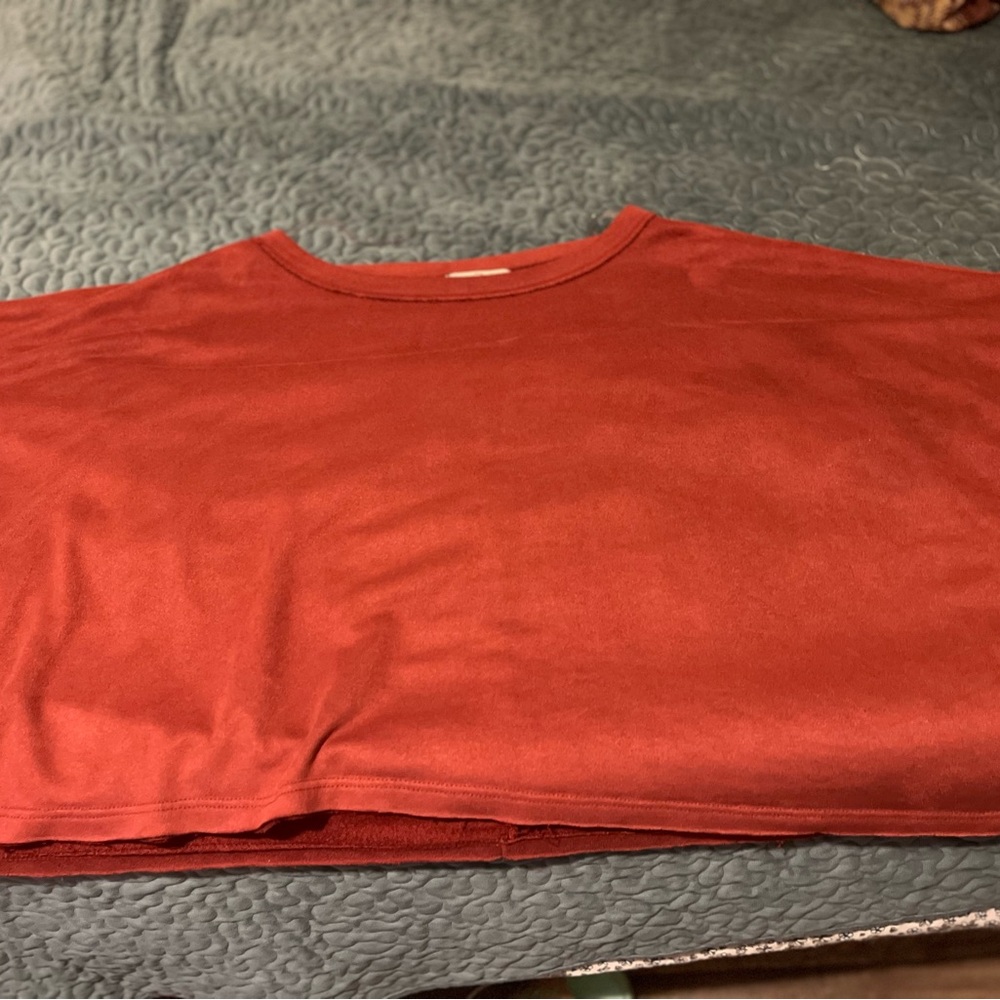 Entro Rust Crop Top - Picture 2 of 5